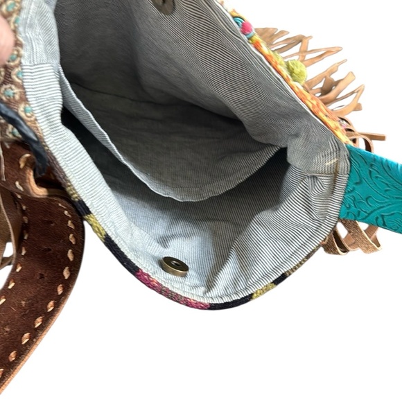 Vivie Borsetta Embroidered Fringe Crossbody Bag Boho Western Hippie - Picture 7 of 13